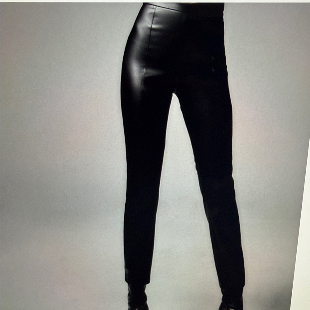 NWT Zara faux leather side zip seamed front legging with vented back hem